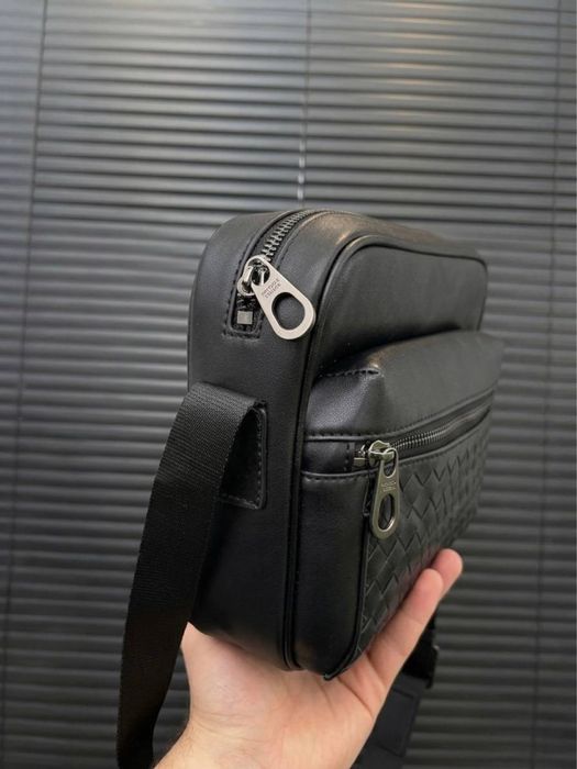 Чоловіча сумка кросбоді мужская сумка кроссбоди bottega veneta  купить