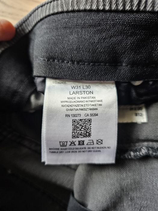 Jeansy Wrangler model Larston free to stretch W31 L30