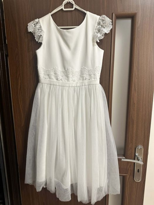 Suknia komujijna rozm. 158. Jak nowa