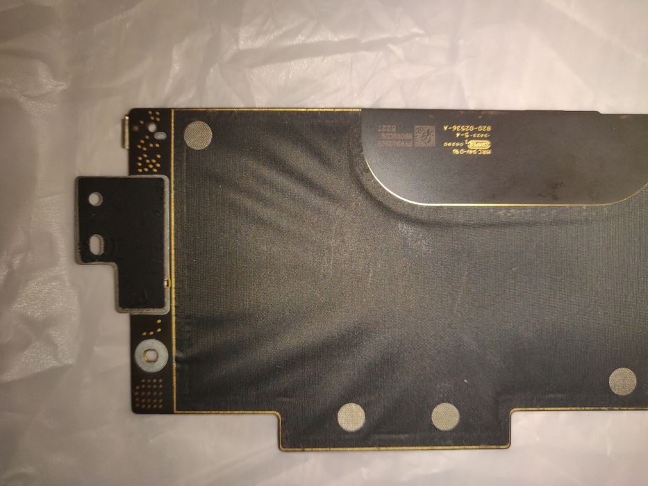 Материнська плата MacBook air 2022 m2 8/256 б/у