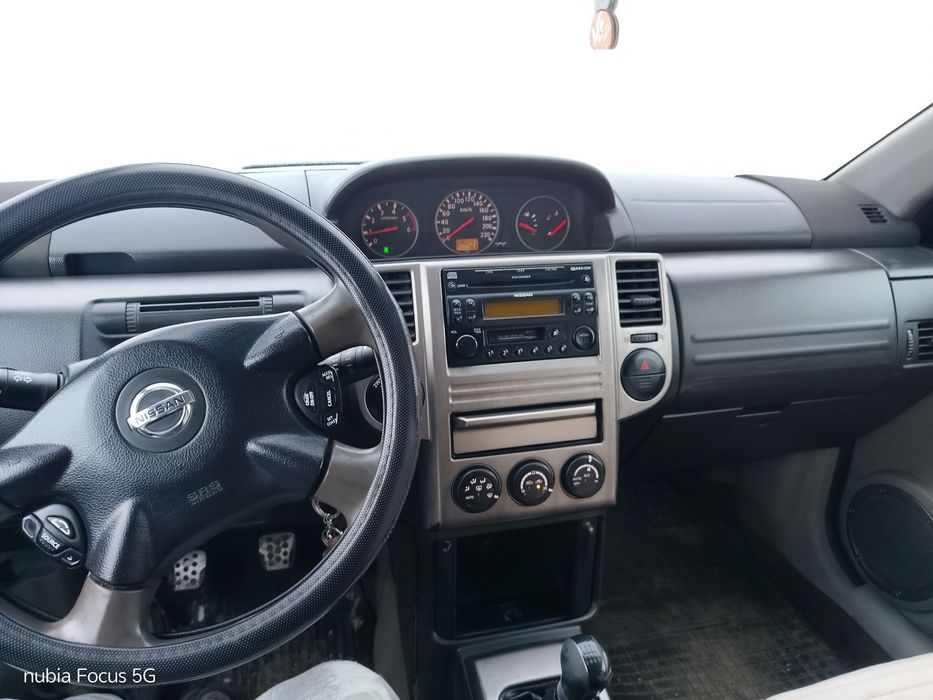 Продам Nissan x-Trail diesel 2.2