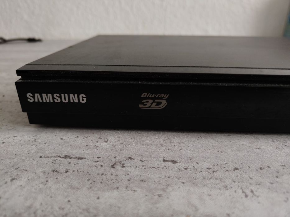 Sprzedam blu-ray Samsung.