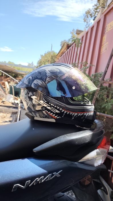 Capacete LS2 com 1 mês de uso