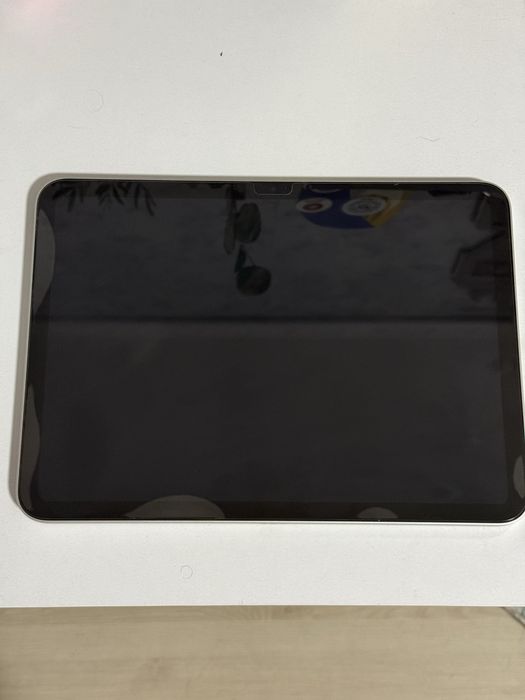 Продаю айпад, кого цікавить пишіть !