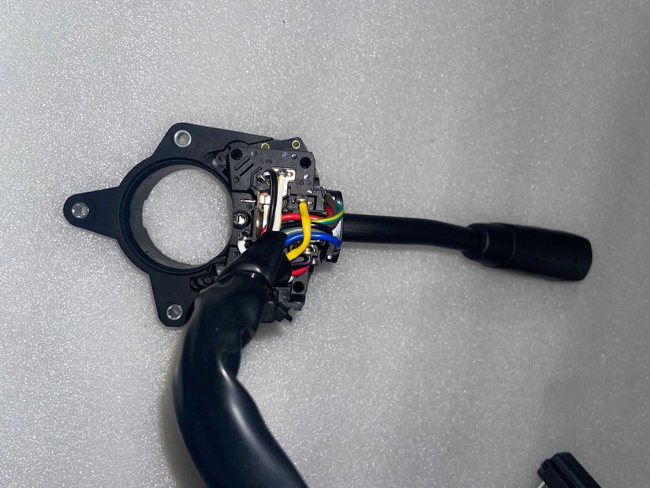 Comutador de piscas, máximos e Limpa vidros Mercedes 200d (W124)