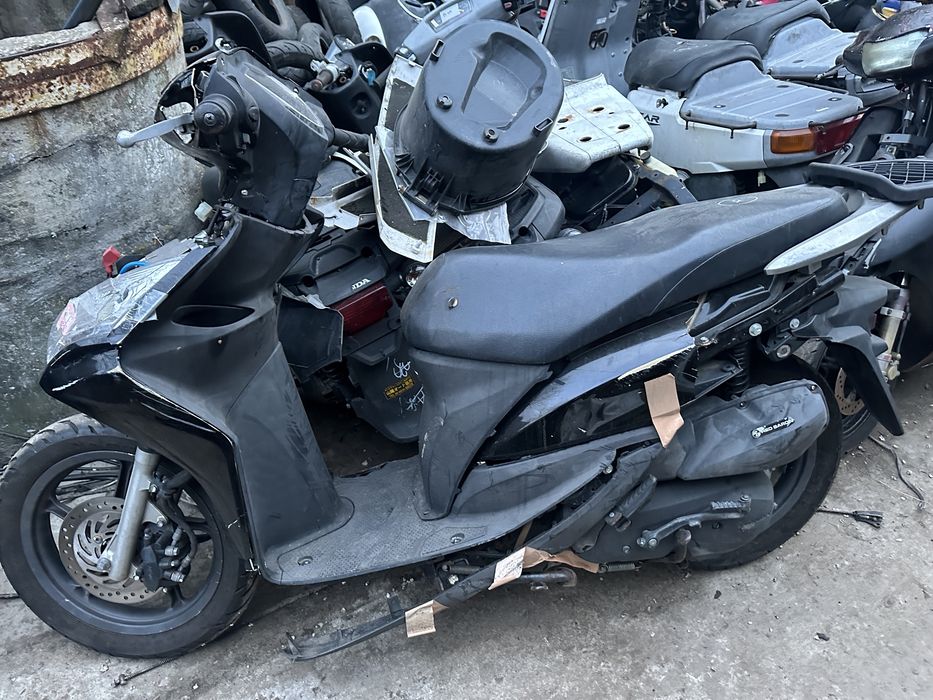 Пластик білий на Honda Gyro x Canopy Gyro up Topic af 38 Honda tact 16 24 30 51 Dio 27 35 56 62 68 Honda Crea Scoopy Honda pcx 125 dio 110 jf 31