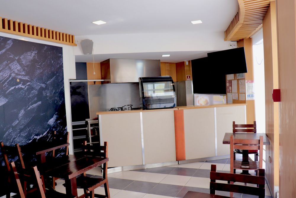 Restaurante Renovado - Centro de Valongo