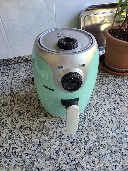 Fritadeira sem Óleo / Airfryer Tristar Verde Água – Funcional