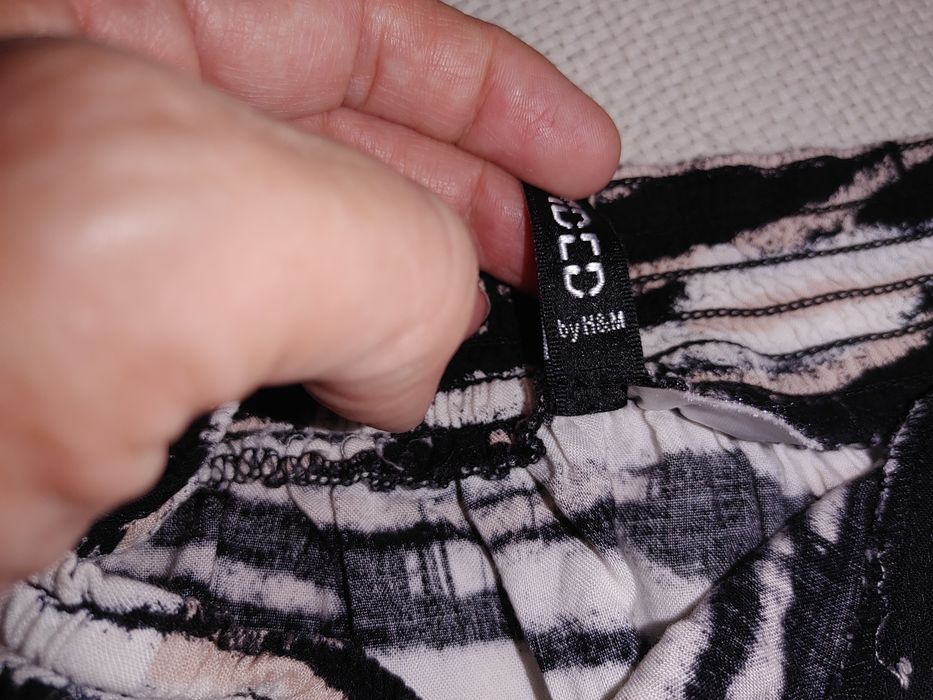 Dwie Spódnic ZARA i H&M