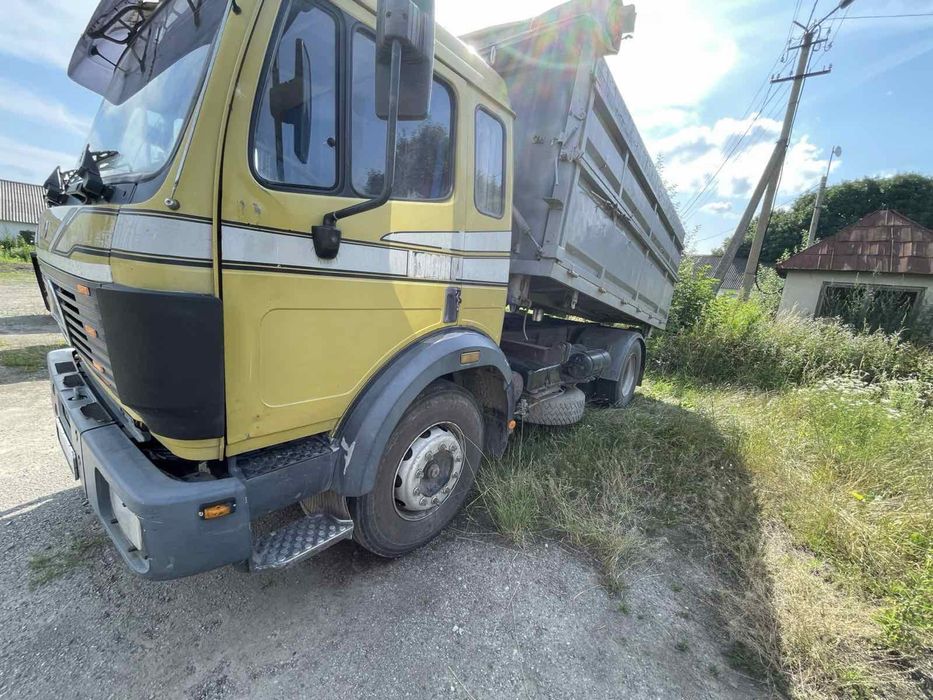 Mercedes - Benz 1735 (самоскид)