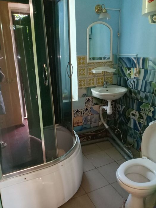 Сдам домик на Таирова 2комнаты 9000грн.