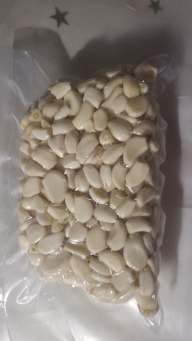 Czosnek harnaś obierany ręcznie