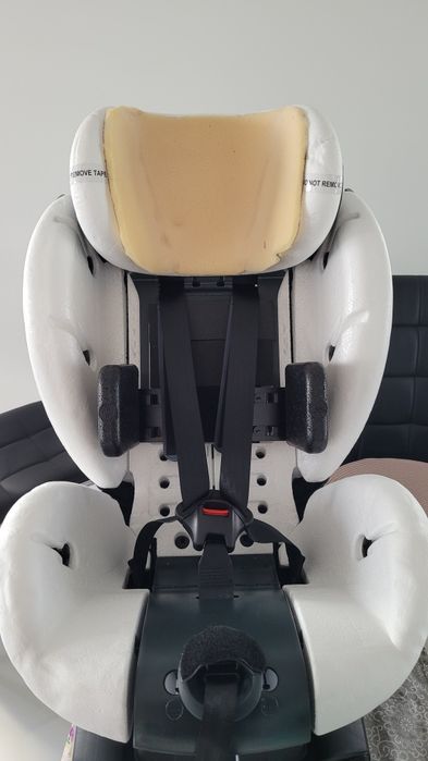 Fotelik samochodowy specjalistyczny BeSafe iZi COMBI X4 do 18 kg.