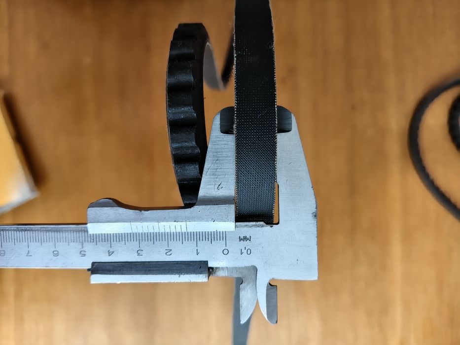 Ремень автомобильный 13×1550