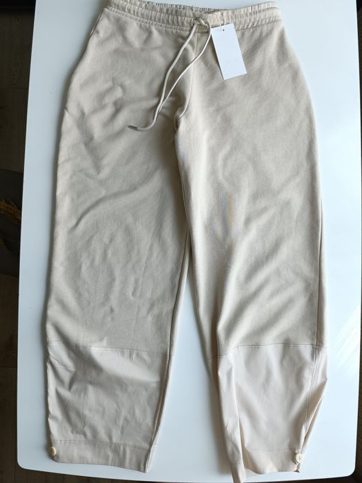 Красивый Костюм Свитшот и Штаны Zara размер S-M