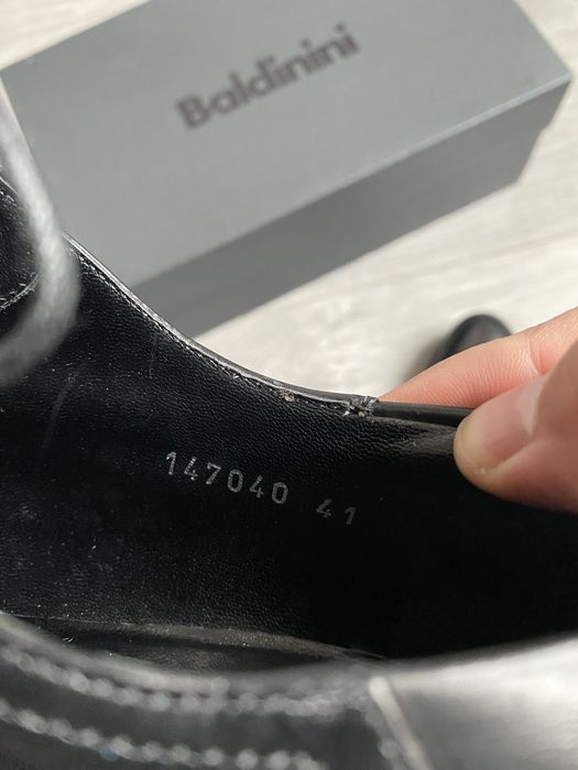 Baldinini чоловічі фірмові шкіряні туфлі Р.41 26.5 см