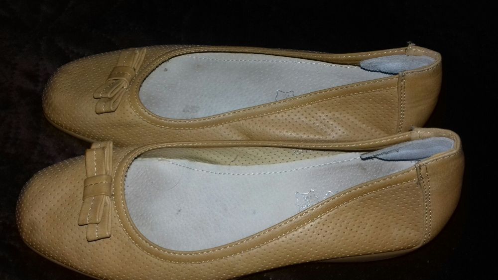 jak nowe buty ze skórzana wkładka r.40