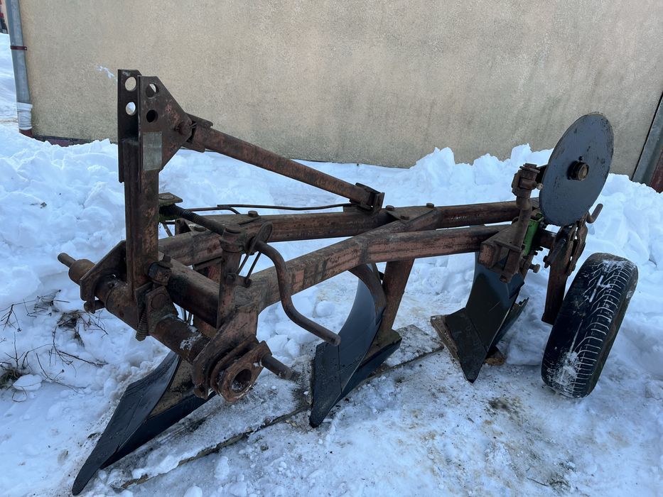 Плуг Unia Grudziadz 3/30 см