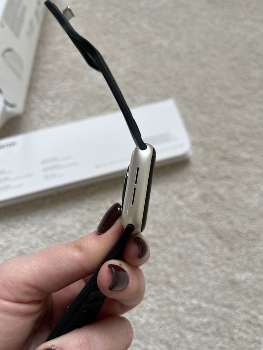 Zegarek Apple Watch SE 2 starlight 40 mm 82%