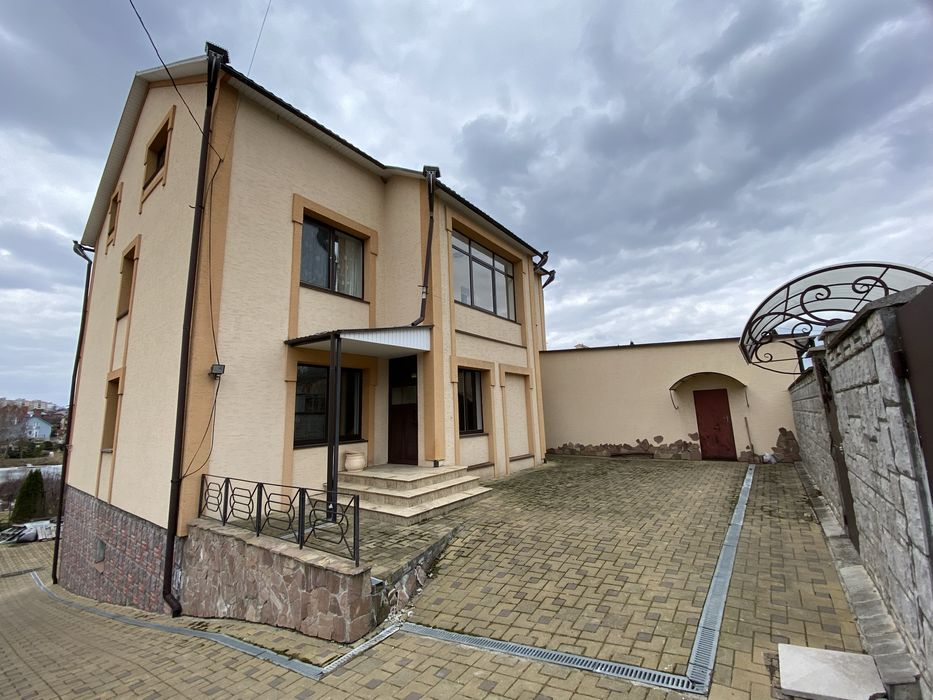 Продаж будинку Лезнево біля озера. Зниженя ціни-50000$