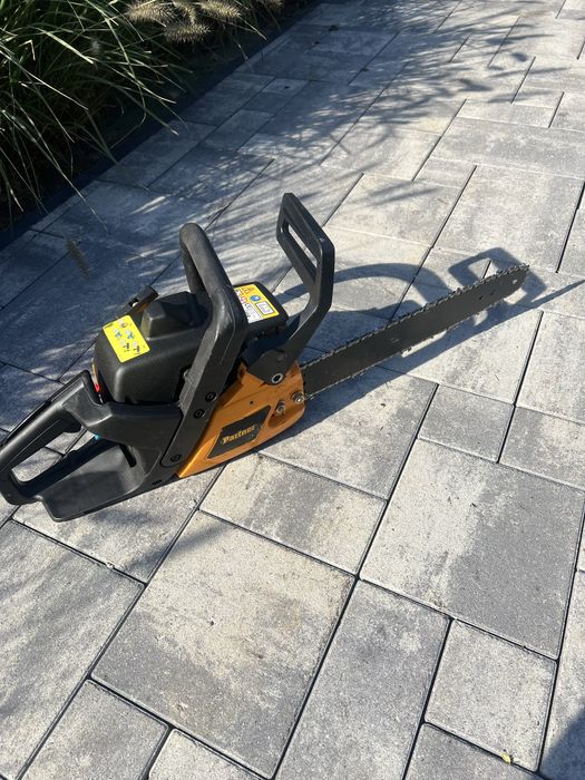 Pila partner p351 xt