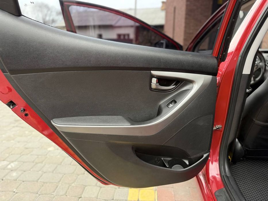 Офіційна Елантра на автоматі