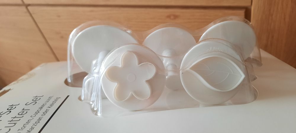 Zestaw do wycinania ciasta, lukru i masy cukrowej Tchibo