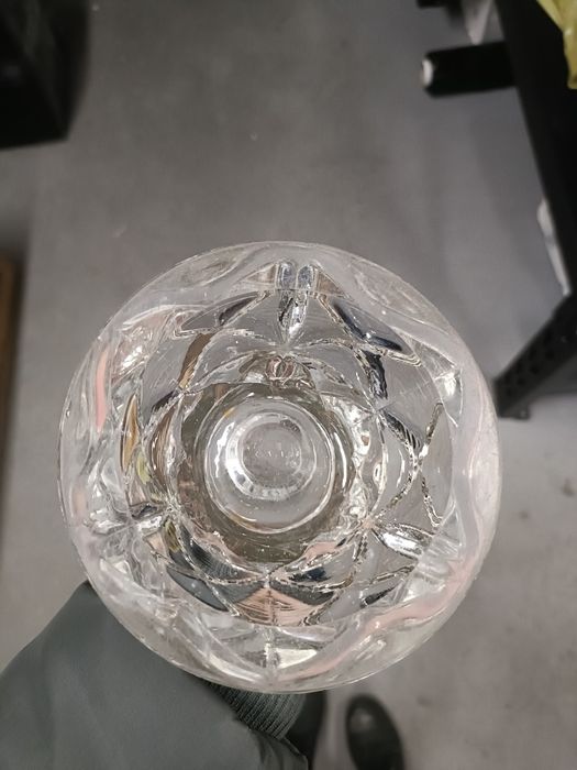 Szklany wazon hortensja