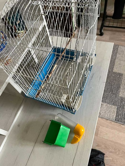 продам клітку для папуги