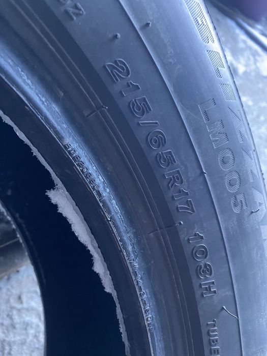 215.65.17 Bridgestone 2шт зима БУ склад шины резина из Европы 65 R17
