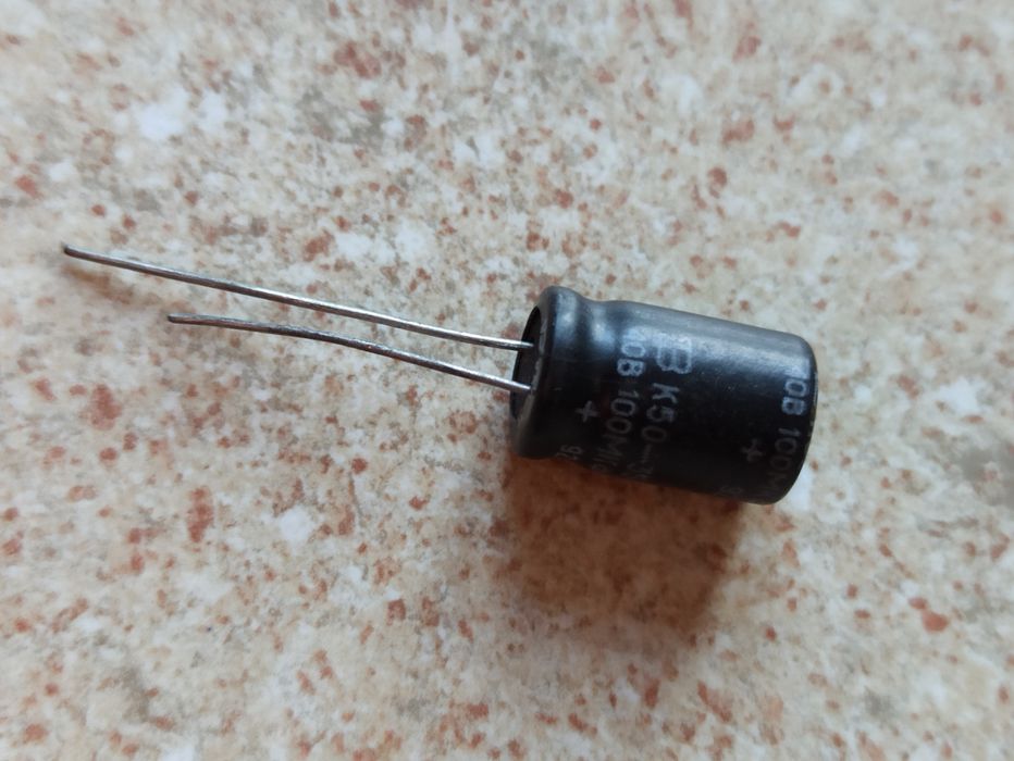 Kondensatory radzieckie 100uf 40V, zestaw 500szt. NOS