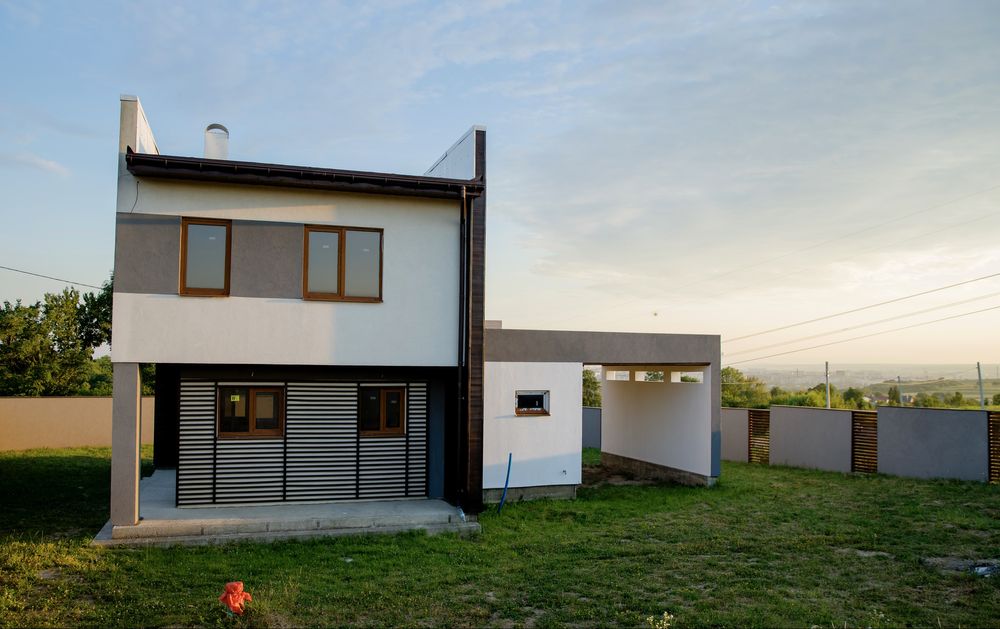 Продаж 2 поверхового будинку з верандою і ділянкою 7 соток,147 кв.м