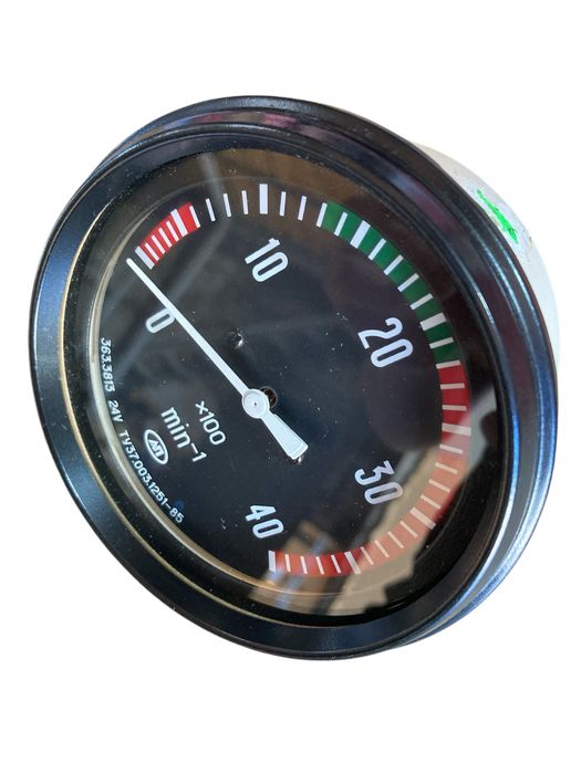 Тахометр электронный КамАЗ, ПАЗ автобусы 363.3813 (пр-во Автоприбор)