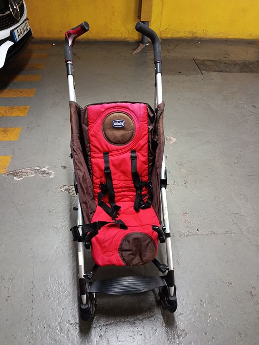 Carrinho de Passeio Chicco Liteway – Vermelho e Castanho (Bom Estado)