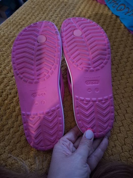 Sprzedam japonki crocs