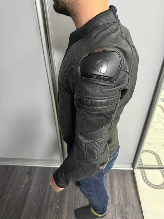 Мотокуртка шкіряна Revit Akira з захистом
