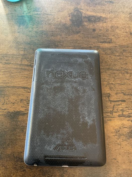 Tablet ASUS Nexus 7 com transformador original