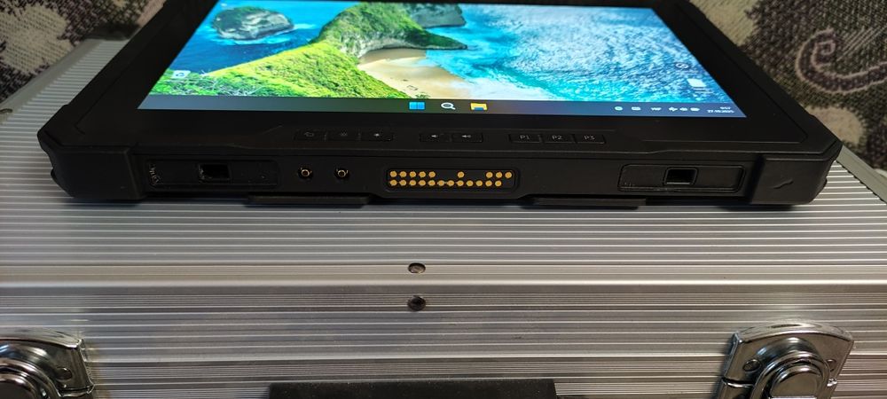 Захищений планшет DELL Latitude 7220 Rugged Extreme Tablet