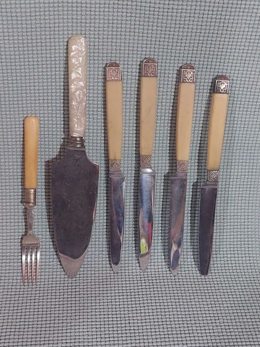 Talheres cabo de osso