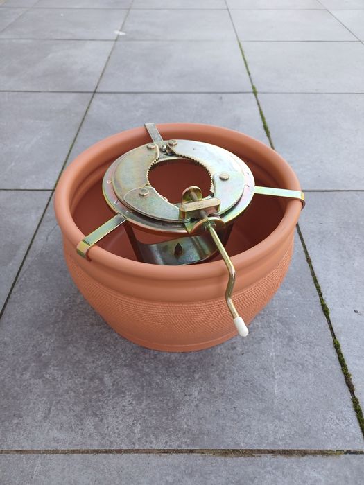 Підставка для ялинки.