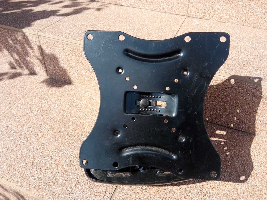 Кронштейн настінне кріплення для монітора 17-32’’ XDigital SA245 Black