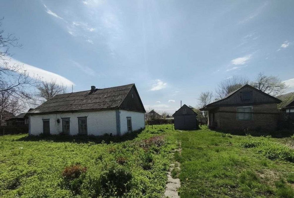 Ділянка 12 соток з комунікаціями в Сахновщині