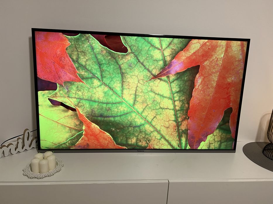 Telewizor Panasonic 50 cali stan idealny nowoczesny smart tv transport