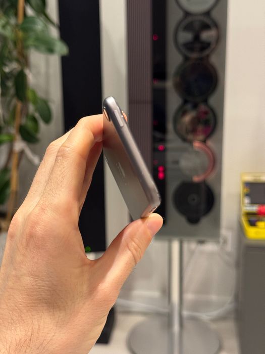 Apple iPod touch 5th gen 64GB mp3 плеєр space 89