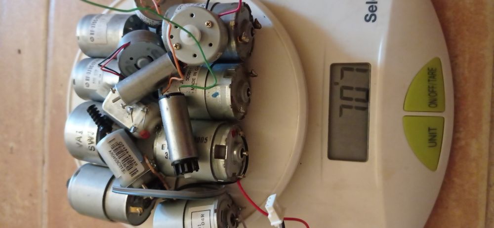 Електродвигуни різні (лот 15штук)