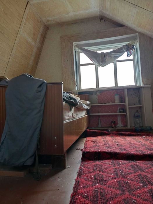 Продається Дача в Никонцах 10 соток двух-этажный дом кирпичный Джерело