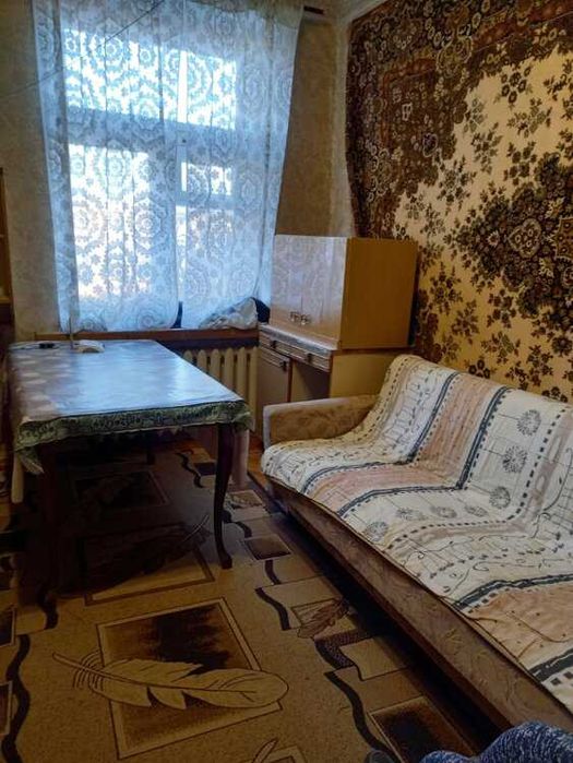 Сдам в аренду комнату в 3-х к.кварт, для девушки, в Цена  1800грн