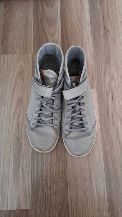 Skórzane buty Teva rozm. 40