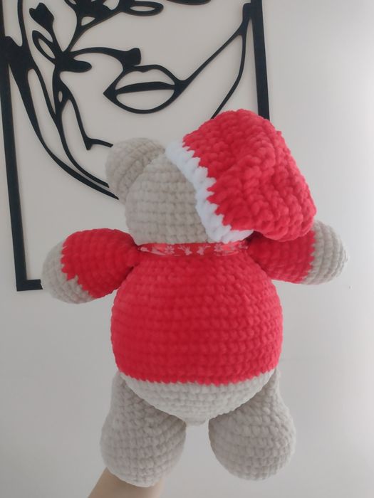 Miś wykonany na szydełku