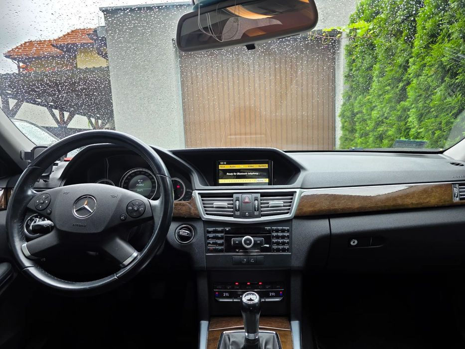 Mercedes-Benz Klasa E W212 E klasa. 220 CDI Mercedes.